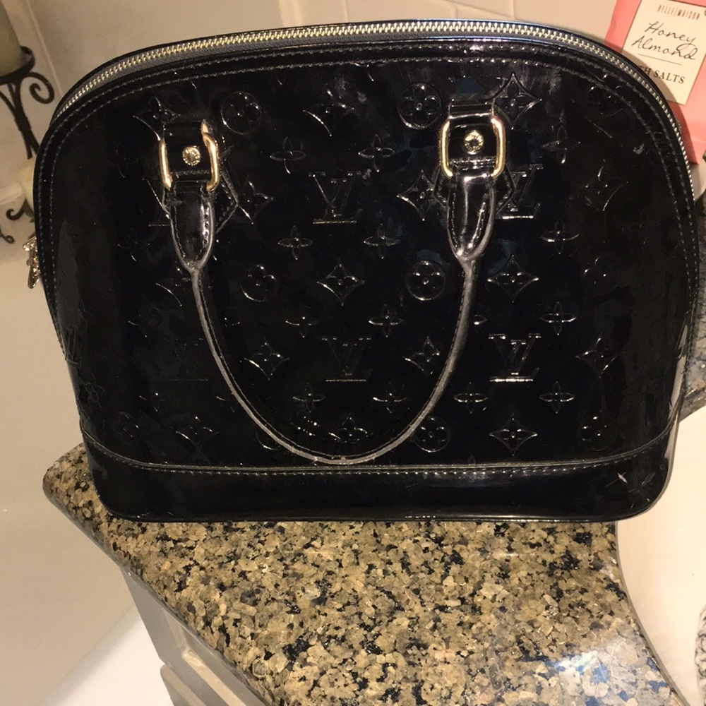 Authentic Louis Vuitton Alma bag